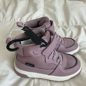 H&M kids waterproof snow boot